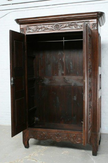 кабинет из ореха в стиле бретон, середина 19 века, антик