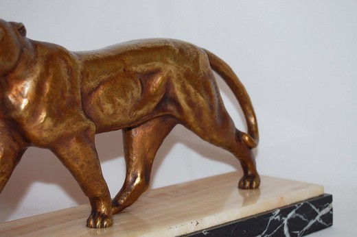 старинная скульптура пантера из бронзы и мрамора, 20 век