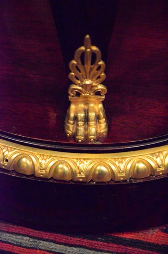 старинная консоль в стиле ампир из дерева, 19 век