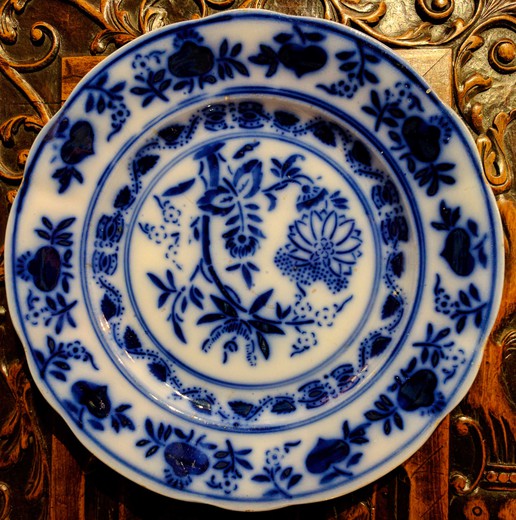 антикварная тарелка 19 века