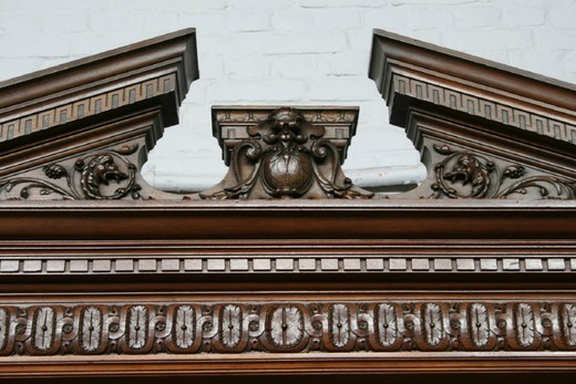 антикварная мебель - буфет из ореха ренессанс, конец 19 века