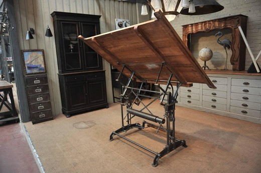 винтажная мебель - стол архитектора из металла и дерева