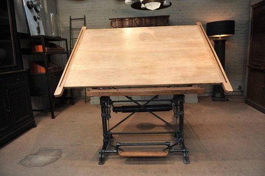 стол архитектора из дерева и металла, антиквариат