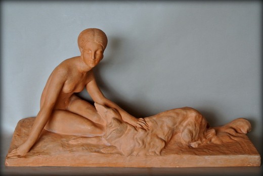 скульптура из терракота в стиле ар деко, девушка с собакой, 20 век, антиквариат