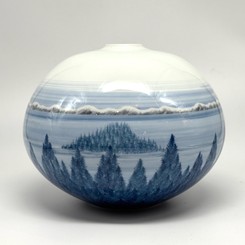 Author's vase, Japan,
Fujii Xiumei