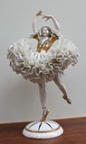 Ballerina in Capo di Monte porcelain