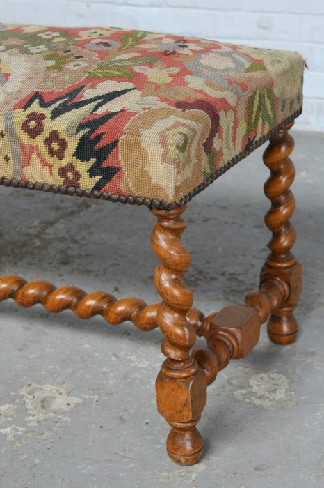 Bersoantik Barley Twist Bench