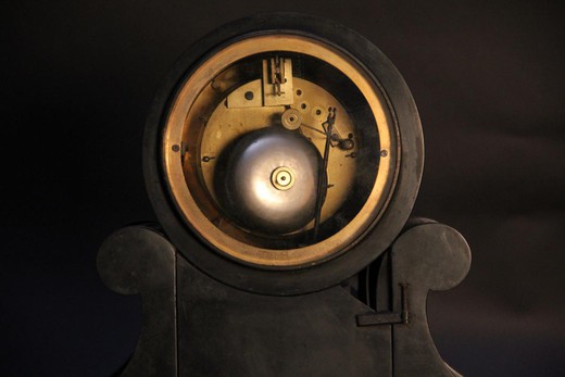 старинные бронзовые часы из мрамора с малахитом, конец 19 века