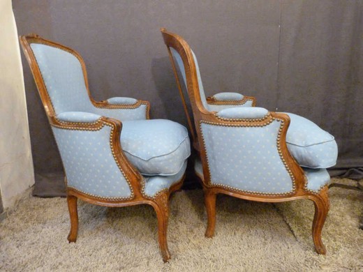 винтажные парные кресла бержер из ореха, 20 век