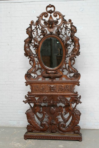 антикварная мебель - вешалка с зеркалом ренессанс из ореха