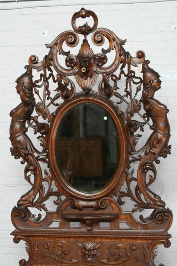 старинная мебель - вешалка с зеркалом ренессанс из ореха