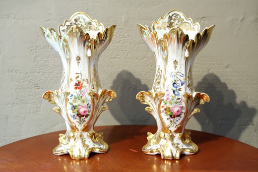 antique gifts interior pieces pair vases porcelain painting and gilding Europe the early XX century