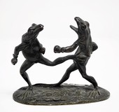Antique sculpture "Boxing frogs" Antique sculpture "Boxing frogs"