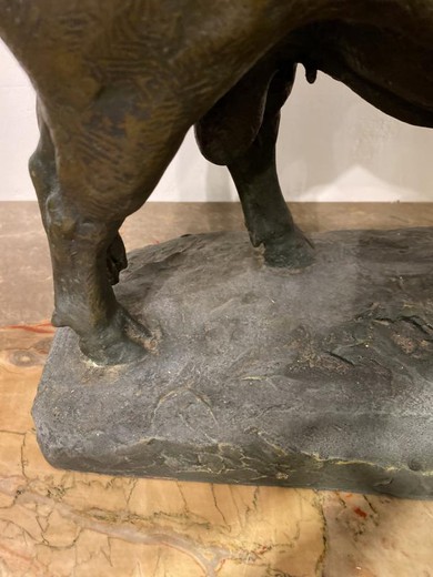 Antique sculpture "Bull"