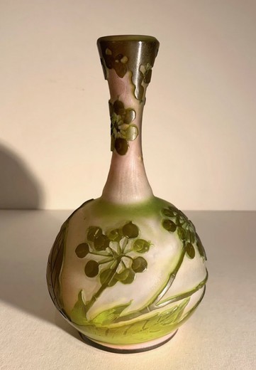 Антикварная вазочка Galle