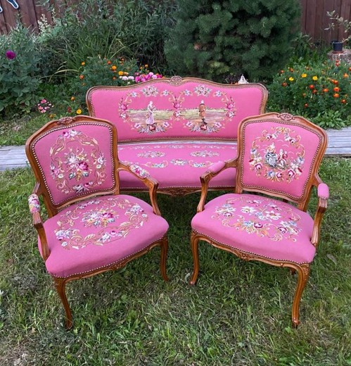 Antique furniture set