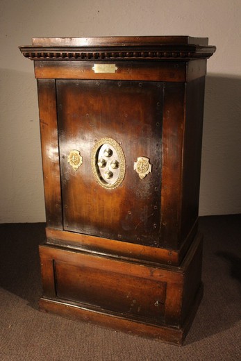 Antique safe