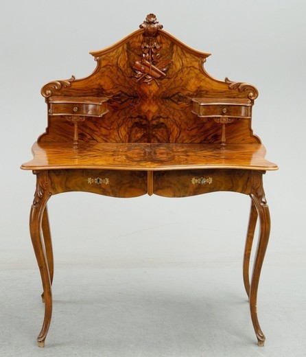Antique Louis XV style table