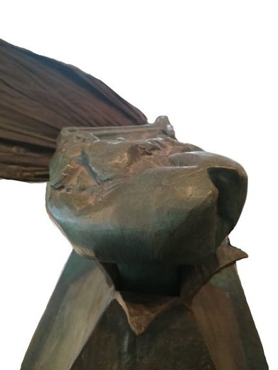 Скульптурная композиция Жана-Робера Ипустеги «Огонь, тень, полутень»