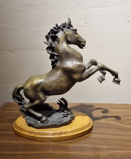 Винтажная скульптура «Конь»