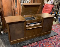 Vintage Stereo Cabinet "Pioneer"