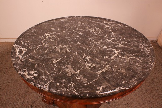 Antique geridon table
