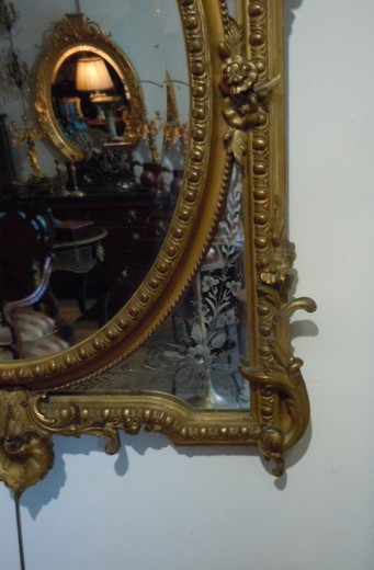 Antique mirror