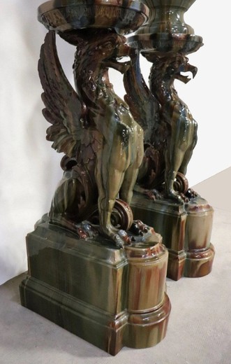 Antique Griffins pair flowerpots with columns