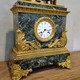 Mantel clock antique