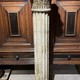 Антикварная колонна-пьдестал