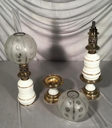 Antique kerosene lamps