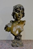 Antique bust "Sweetheart"