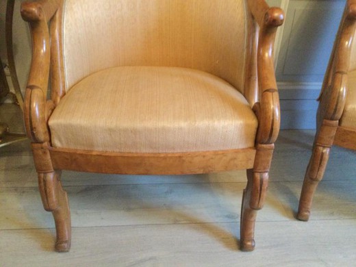 Antique pair of chairs