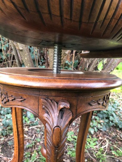 Antique piano chair