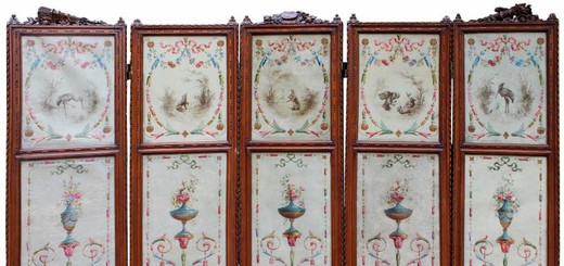 Antique grotesque screen