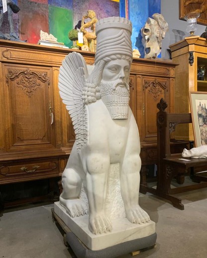 Антикварная скульптура «Алад (Шеду)»