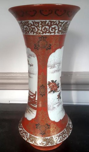 Антикварная ваза Кутани