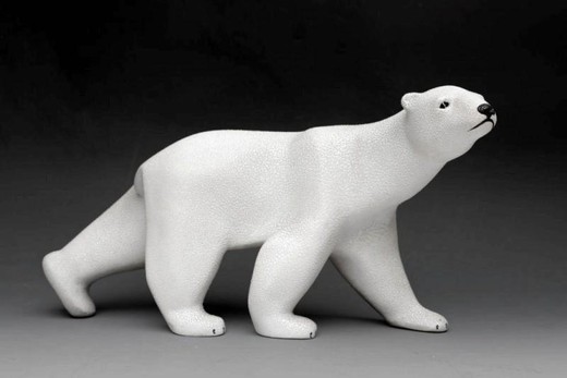 Антикварная фигурка «Белый медведь»