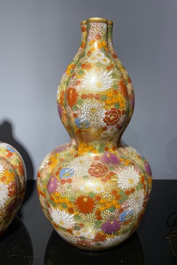 Pair antique pumpkins vases