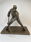 Sculpture "Hockey player-striker"