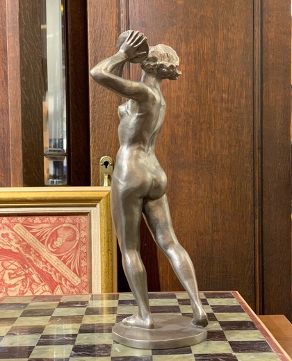 Sculpture "Discus Thrower"