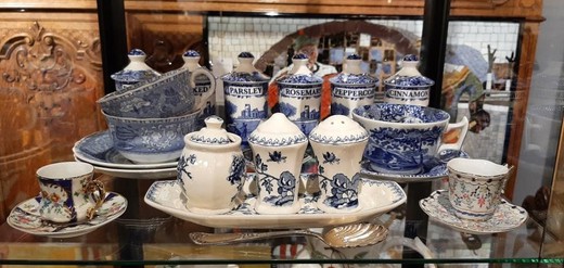 Antique spode porcelain spice jars