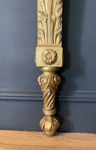 Антикварная золоченая консоль в стиле Луи XVI