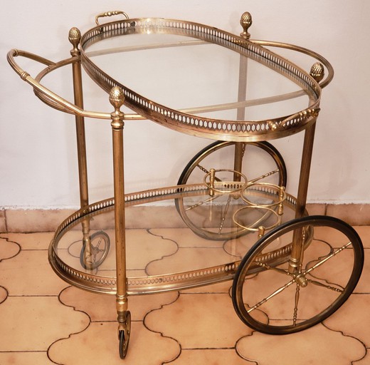 Антикварный сервировочный столик в стиле mid century modern
