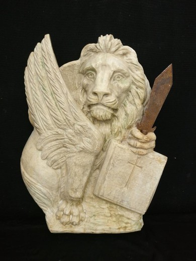 Antique exclusif barelief St. Mark Lion