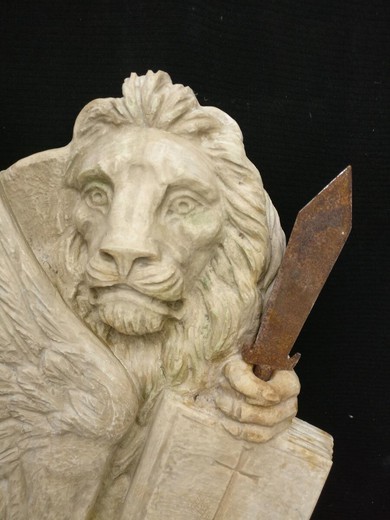 Antique exclusif barelief St. Mark Lion