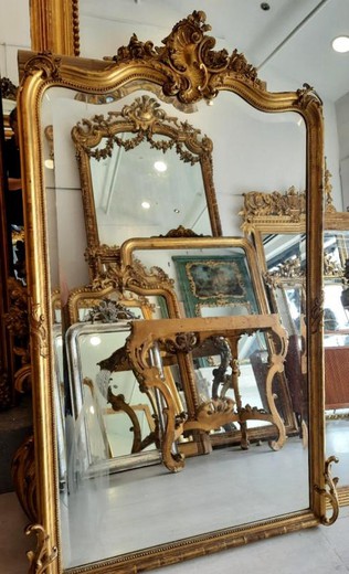 Антикварные парные зеркала