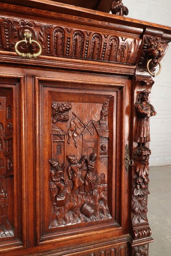 Antique renaissance style buffet