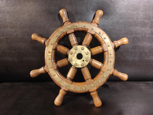 Ship's wheel