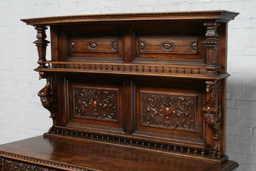 Antique renaissance small buffet